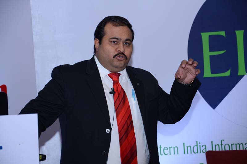 Mr. Sachin Chauhan, Marketing manager,OIS- CANON  India addressing the audiences